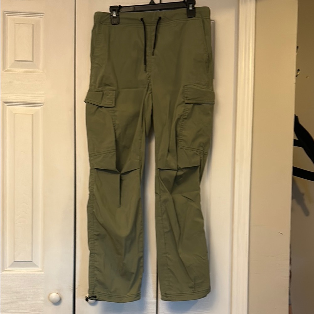 Men's Old Navy Loose Cargo Pants Medium